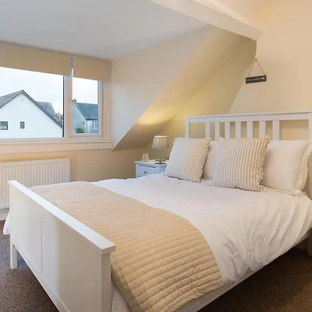 Noble Cottage-3